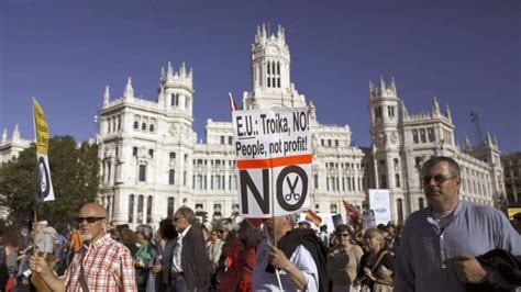 Miles De Personas Rechazan A La Troika En Las Marchas Promovidas Por