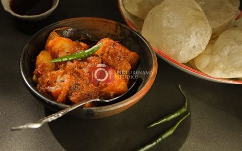 Bengali Aloo Dum Niramish Aloo R Dom Pikturenama