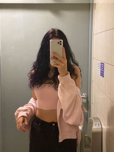 Pink 3 Mirror Selfie Girl Women