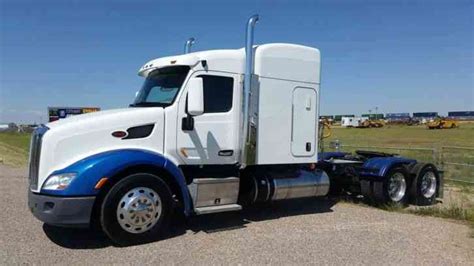 Peterbilt 579 2015 Sleeper Semi Trucks