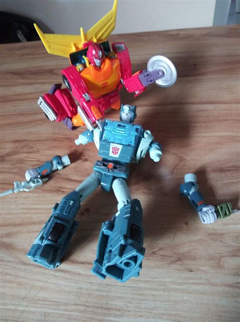 Studio Series Voyager Hot Rod Tfw The Boards