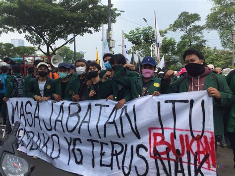 Demo Mahasiswa Hari Ini Ini Pengalihan Lalu Lintas DPR Istana GenPI Co