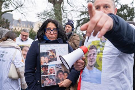 Morts Au Travail Les Familles Des Victimes Se Mobilisent à Paris