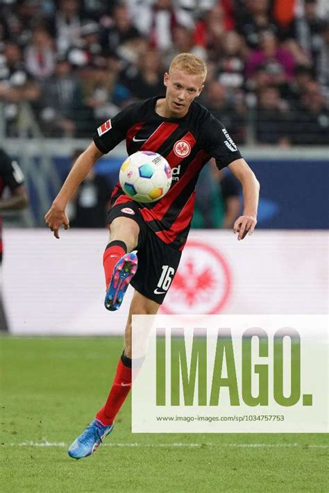 Hugo Larsson Eintracht Frankfurt Frankfurt 24 09 2023 Eintracht