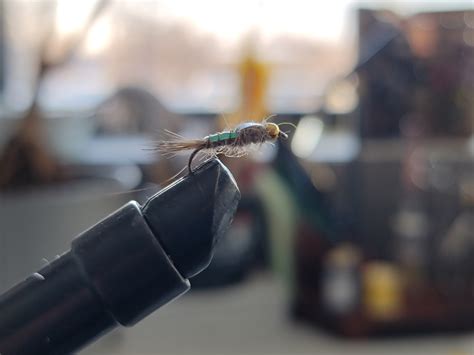 Step By Step Guide To Fly Tying The Hares Ear Nymph