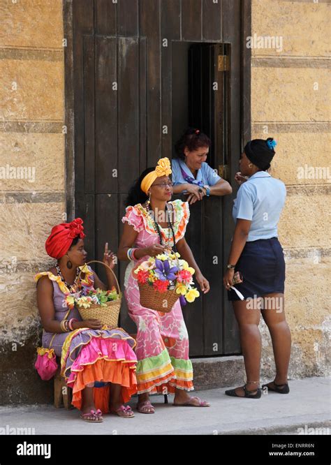 Robe traditionnelle cubaine Banque de photographies et dimages à haute