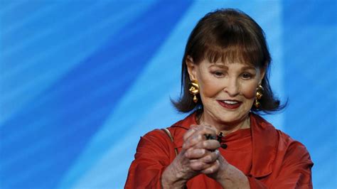 Gloria Vanderbilt Heiress Jeans Queen Dies At 95 Cgtn