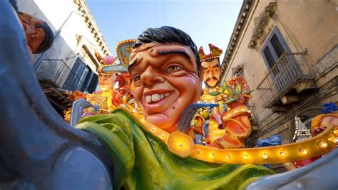 Il Carnevale Di Acireale Protagonista A La Vita In Diretta Su Rai 1