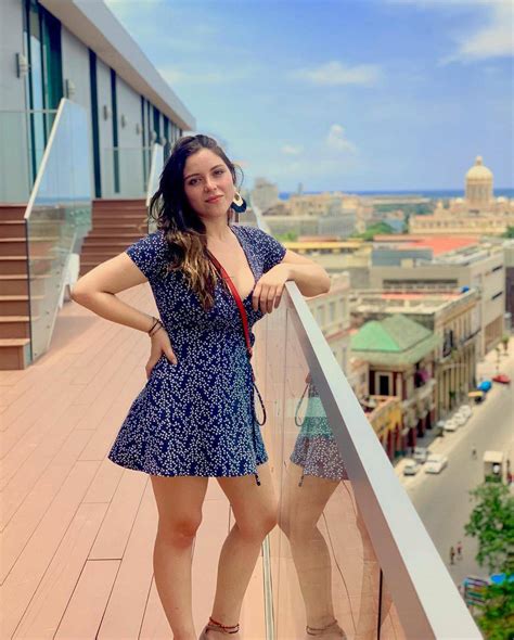 is Estefanía Veloz hot Mexican political activist and member of current ruling party Scrolller