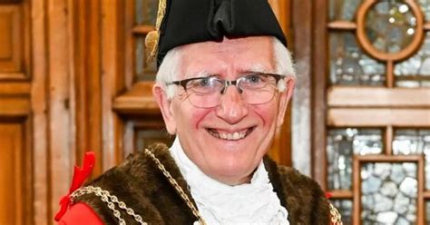 History Robes And Public Service Mayor Of North East Lincolnshire