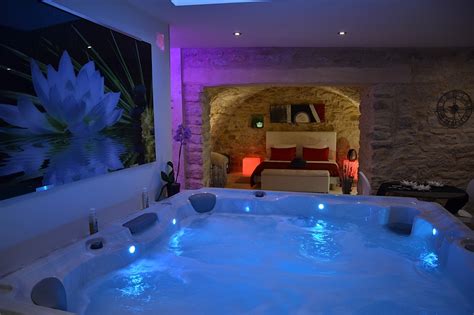 Hotel Romantique Avec Jacuzzi Privatif Chambres Romantiques Avec