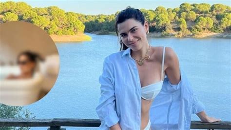 Que Calor Mariana Golfarb Faz Topless Em Banheira E Leva Web Loucura