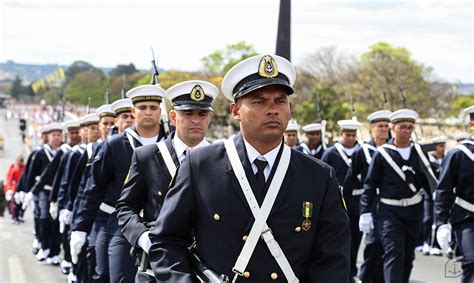 Brazilian Navy 200th Anniversary Celebrated – SeaWaves Magazine