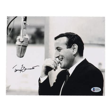 Tony Bennett Signed 8x10 Photo Beckett Pristine Auction