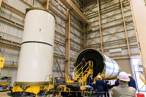 Ksc Ph Ilw Technicians With Exploration Gr Flickr