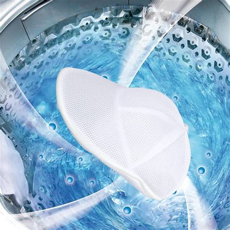 clean hat in washing machine 4