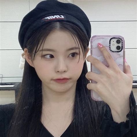 Jang Kyujin Nmixx Selca Icon Pfp Kpop Pretty People Kpop Powerful