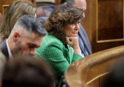 El Psoe Multa A Carmen Calvo Con Euros Por Romper La Disciplina De