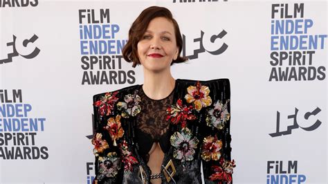 Filha Perdida Maggie Gyllenhaal N O Conseguiria Dirigir Filme Sem Ser