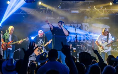 The Luke Combs Experience Entradas De Conciertos