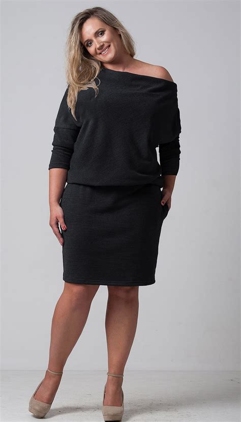 Sukienka wyszczuplająca Plus Size 44 54 Any