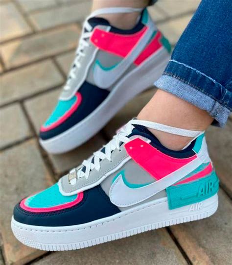 Tênis Nike Colorido Feminino