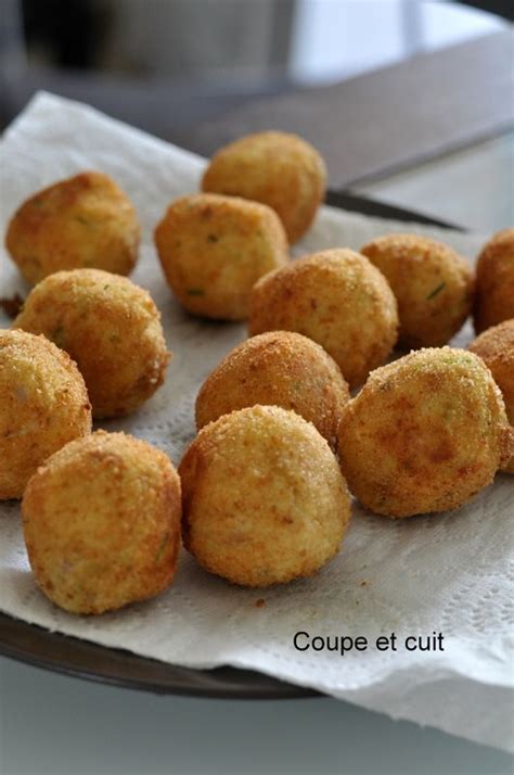 Croquettes De Mulet Poisson Coupe Et Cuit Croquette De Poisson