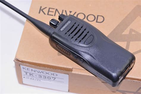 Kenwood 2-Way Radio TK-3307 UHF 440-480MHz With KNB-45L KSC-35