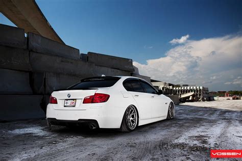 Slammed BMW 5 Series Is Not for Everyone - autoevolution