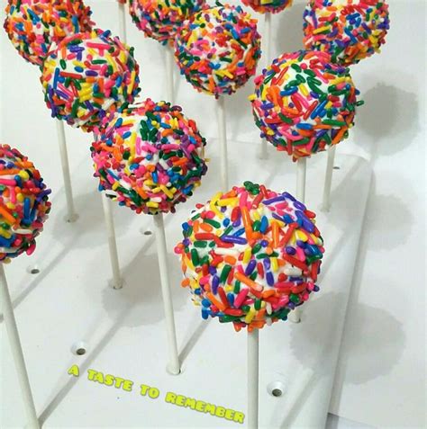 Rainbow sprinkle cake pops | Rainbow sprinkle cakes, Rainbow cake pops ...