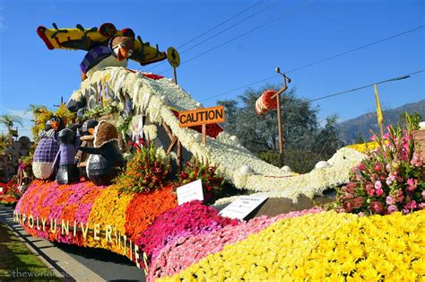 Viewing the 2013 Rose Parade Floats Up Close - The World Is A Book