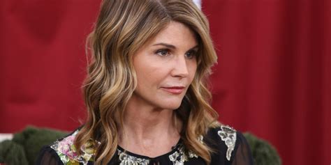 Why Lori Loughlins Only Choice Was To Plead Not Guilty In College