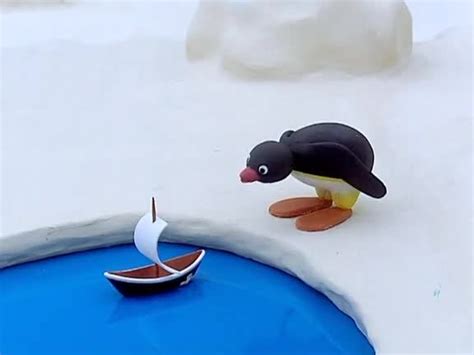 Pingu Season 4 Episode 11 Pingu Gets Help | Watch cartoons online ...