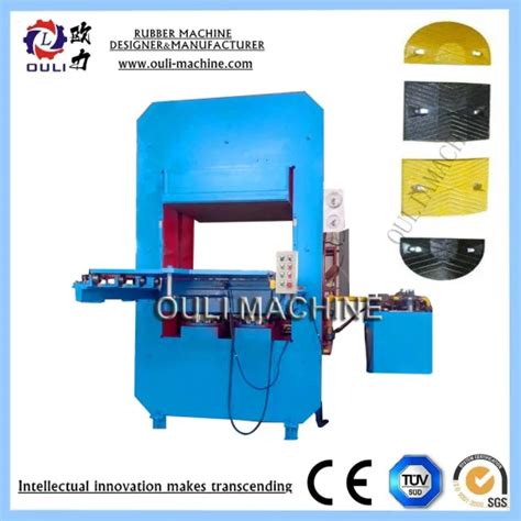 Rubber Traffic Speed Bump Molding Press Speed Hump Making Machine