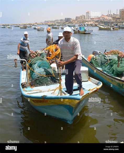 GAZA Región Autónoma Palestina Los pescadores palestinos regresar a