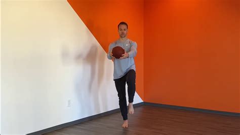 Medicine Ball Single Leg Balance W Arm Rotation Youtube