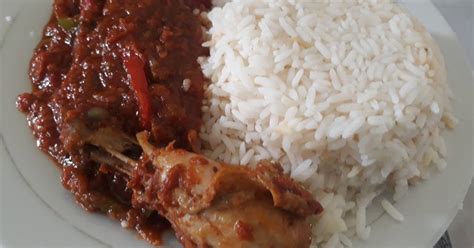 White rice with tomato stew and chicken Recipe by Sandy - Cookpad