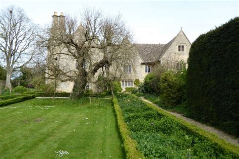 Kelmscott Manor © Philip Halling Geograph Britain And Ireland