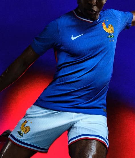 Les Maillots De L Quipe De France Sont Disponibles Chez Intersport