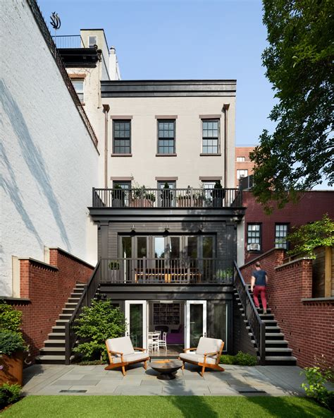 Modern Townhouse Exterior Design