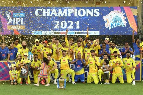 Ipl 2021 Watch Champions Csk Celebrate Shardul Thakurs Birthday