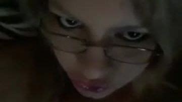 Brunette Showing Her Amazing Tits PORNDROIDS