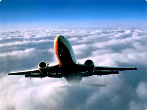 Airplane In The Cloud - 1024x768 - Download HD Wallpaper - WallpaperTip