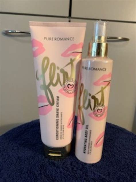 Pure Romance New Truly Sexy Flirt Coochy Shave Cream And Body Dew Free