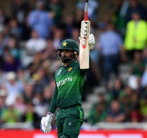 Mohammad Hafeez Front Runner To Become Pakistans Chief Selector