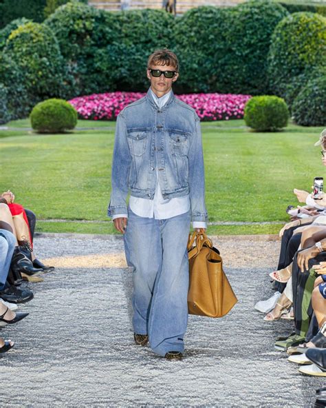 Rhude Spring 2025 Mens Ready To Wear Collection In 2024 Barcelona