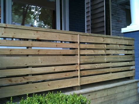 12 Splendid Horizontal Deck Railing Ideas Gallery | Deck railing design ...