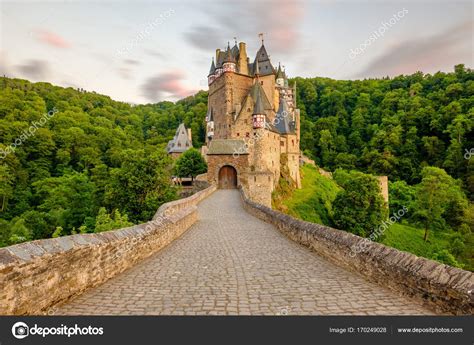 Burg Eltz castle — Stock Photo © haveseen #170249028