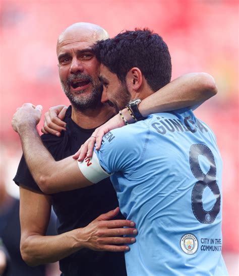 GALERIE FOTO Pep Guardiola Criticat De Marco Van Basten Pentru Ultima