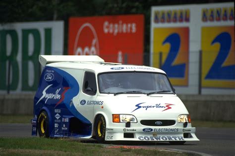 Im Rückspiegel 50 Jahre Ford Transit 2 Magazin